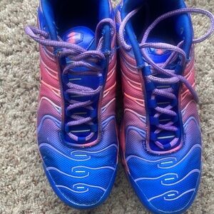 Nike Kids Sneakers in Blue and Pink